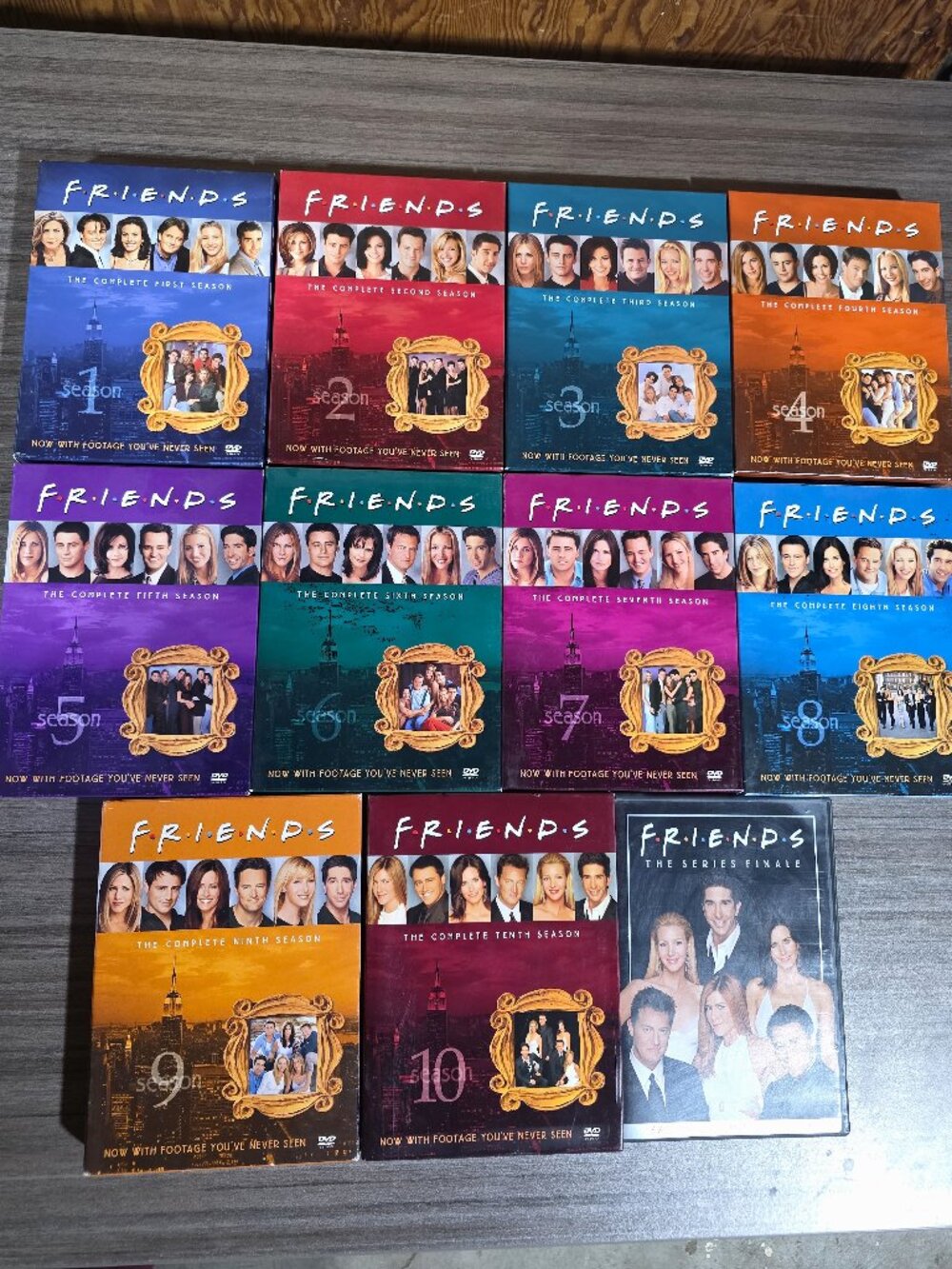 Friends Original DVD Set Seasons 1-10 + Limited Edition Series Finale